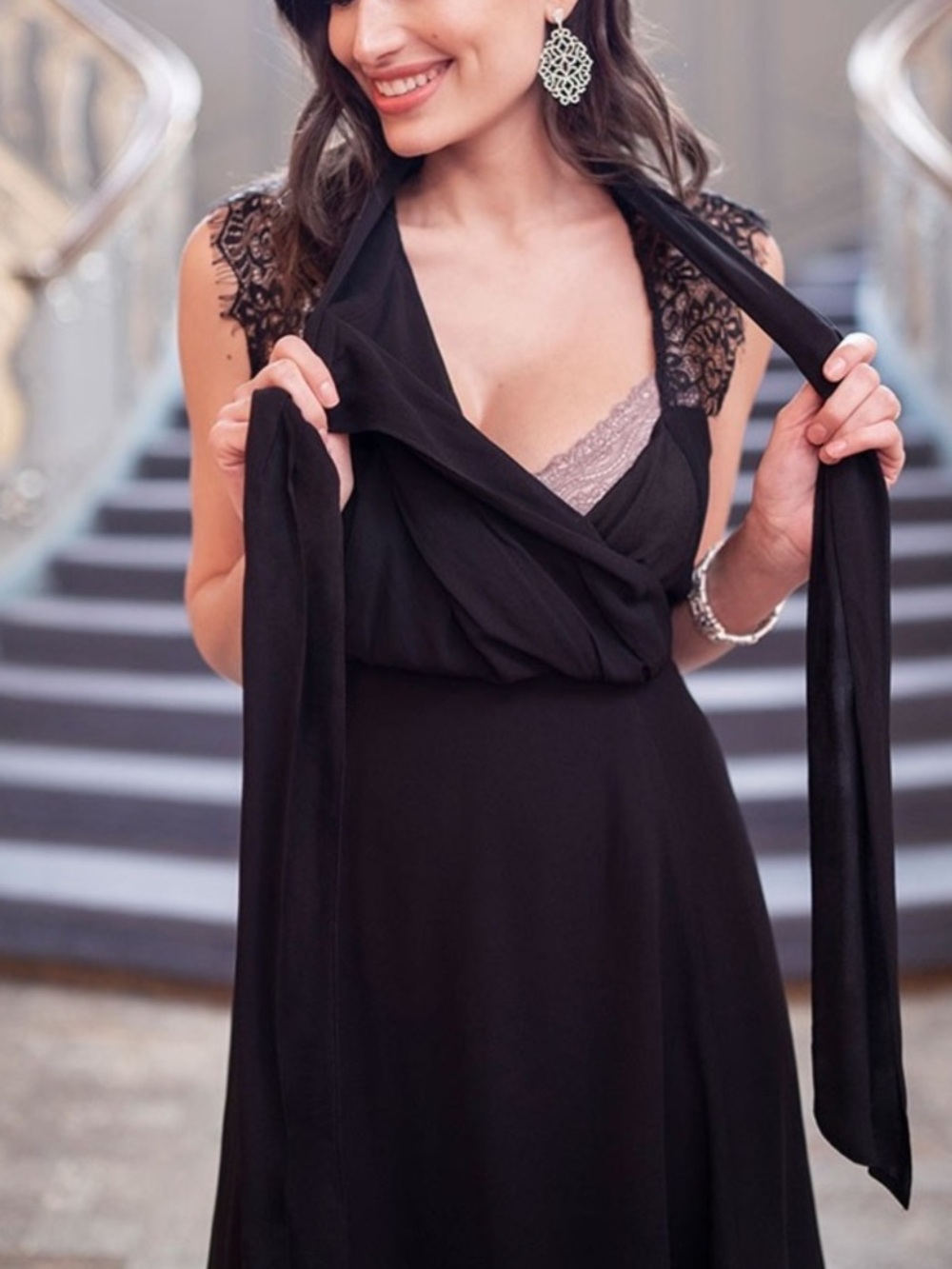 Maternity & Nursing Cocktail Dress Neckline Tie Size 8